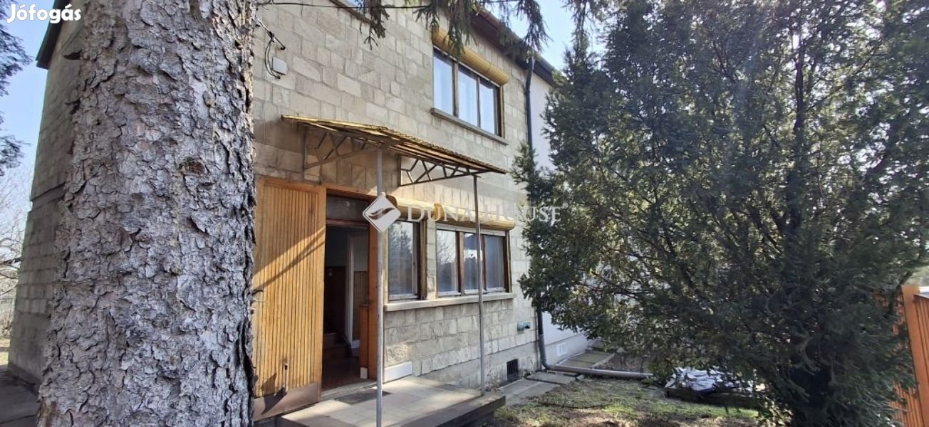 Eladó 94 nm-es ház Szentendre