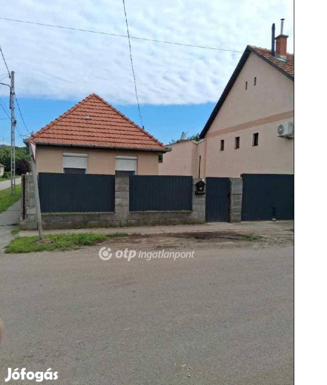 Eladó 96 nm-es ház Hatvan #4986644