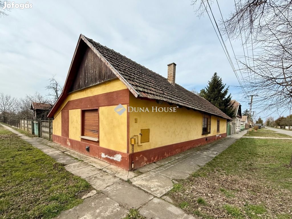 Eladó 97 nm-es ház Gerendás
