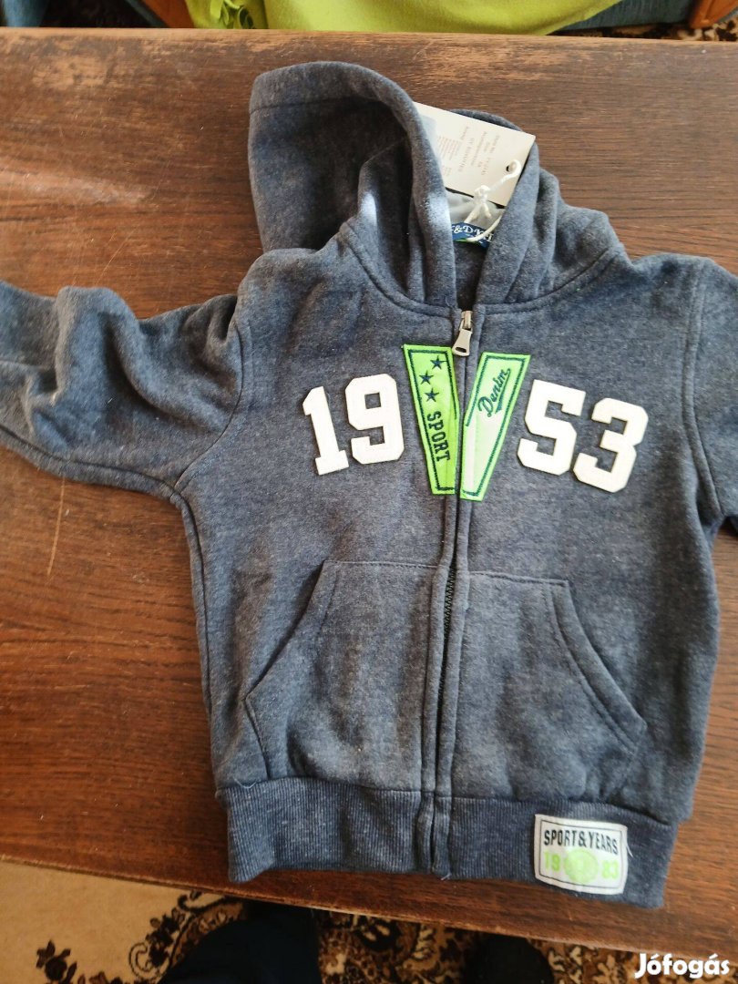 Eladó 9. Gyerek Pulcsi 138-152 Méret Több szin Új termék