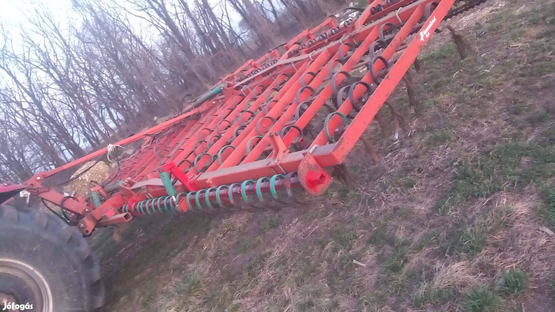 Eladó 9 m-es Kverneland magágykészítő