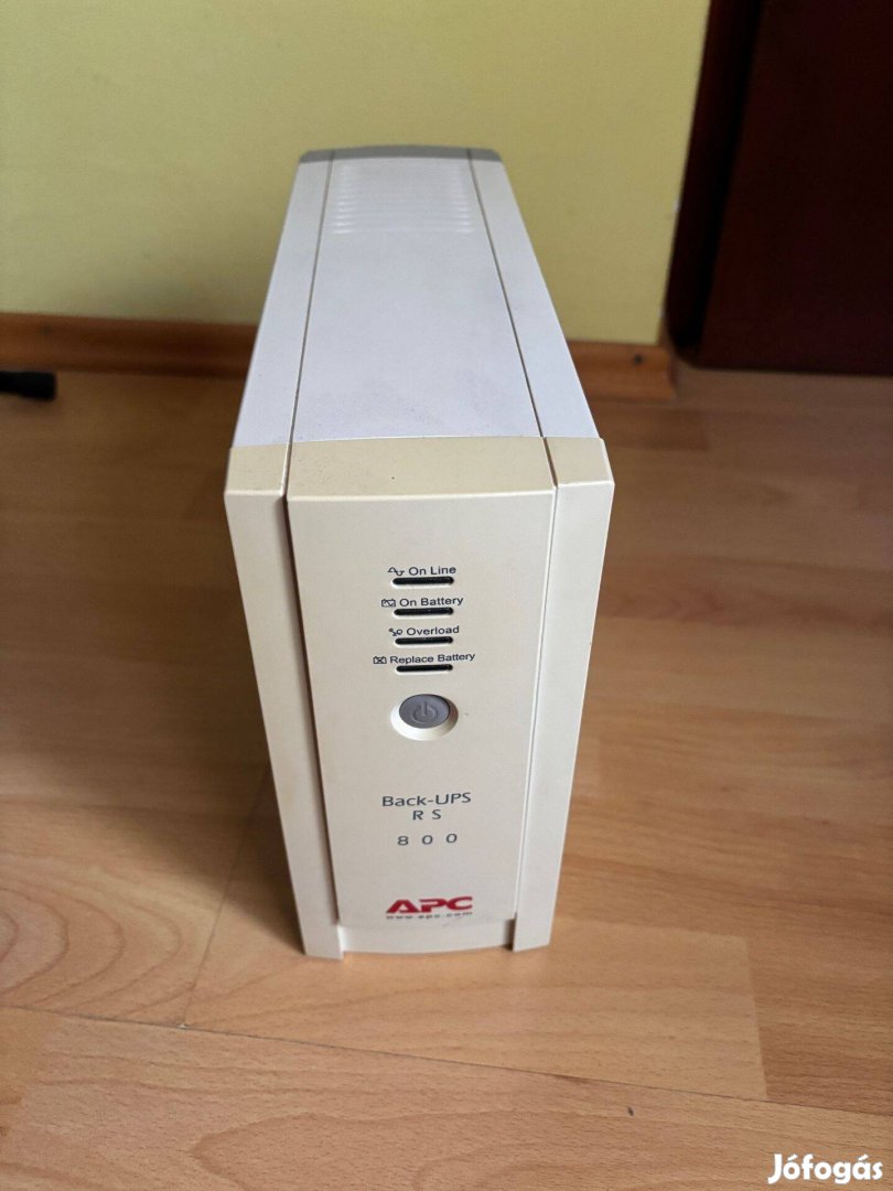 Eladó APC Back-UPS RS 800VA