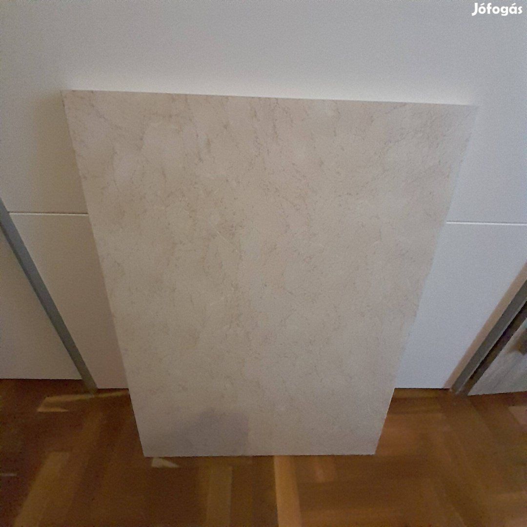 Eladó A Képeken Látható Konyhabútor Munkalapok. Világos
