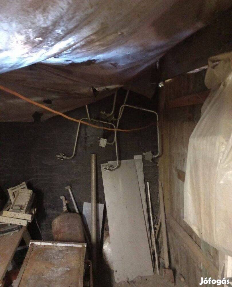 Eladó A képen látható tükör tartó szár