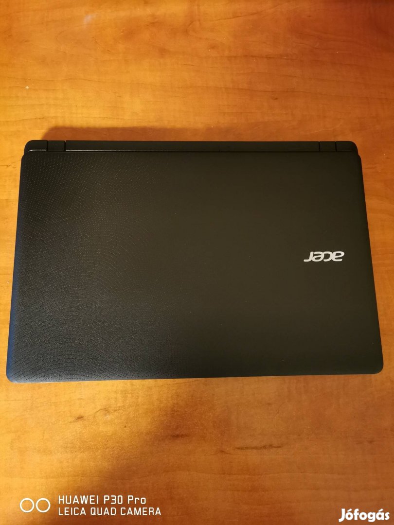 Eladó Acer i5 7.gen/8gb-ram/ssd. 