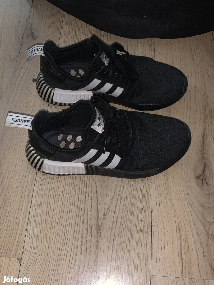 Eladó Adidas NMD