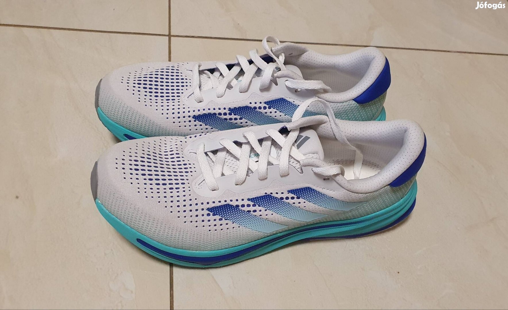 Eladó Adidas Supernova férfi sportcipő