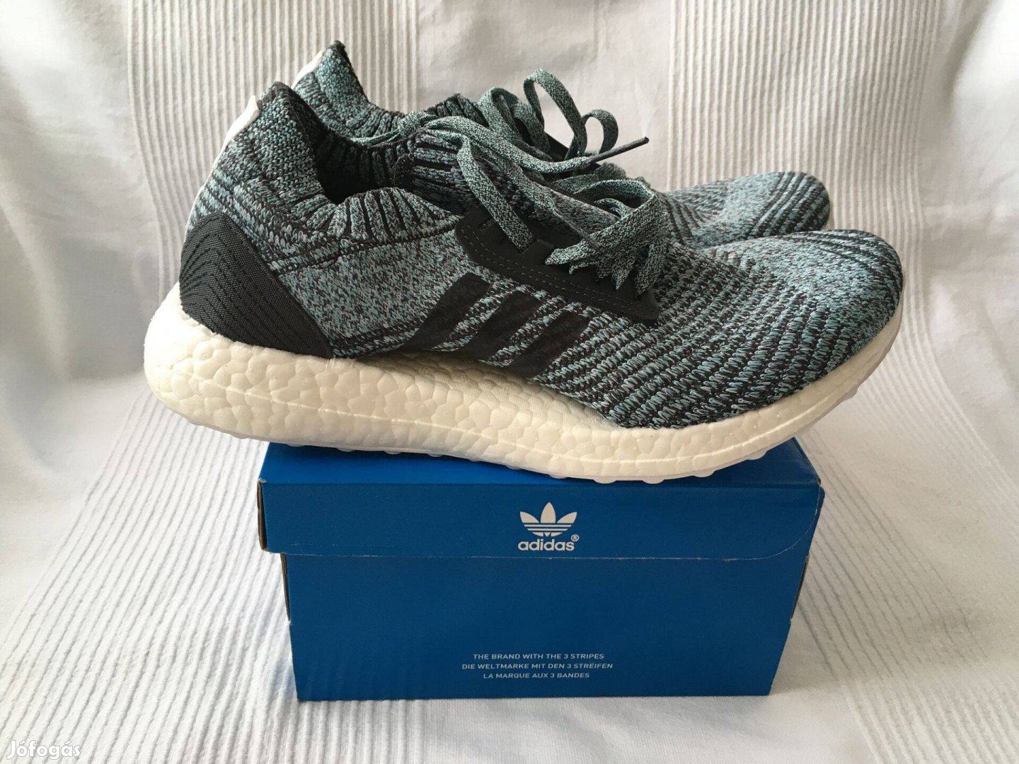Eladó Adidas x Ultraboost Parley