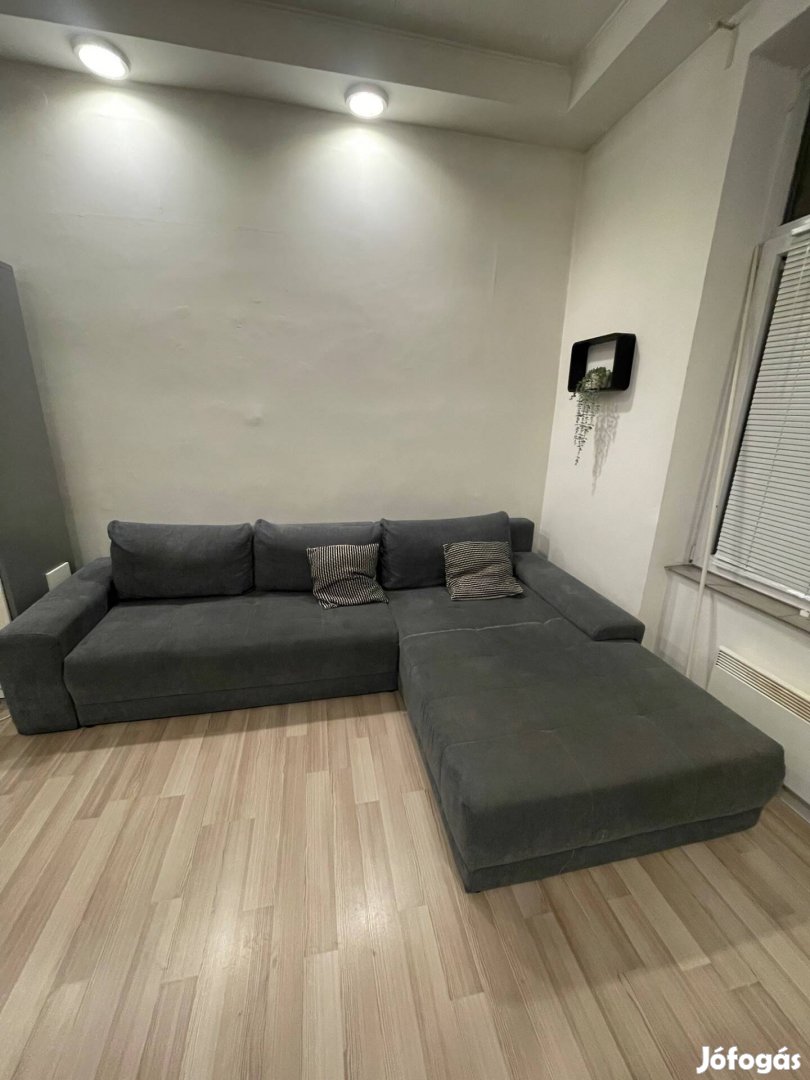 Eladó Adria kanapé