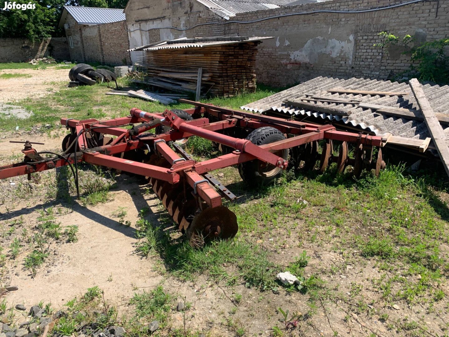 Eladó Agrikon Solt Tárcsa