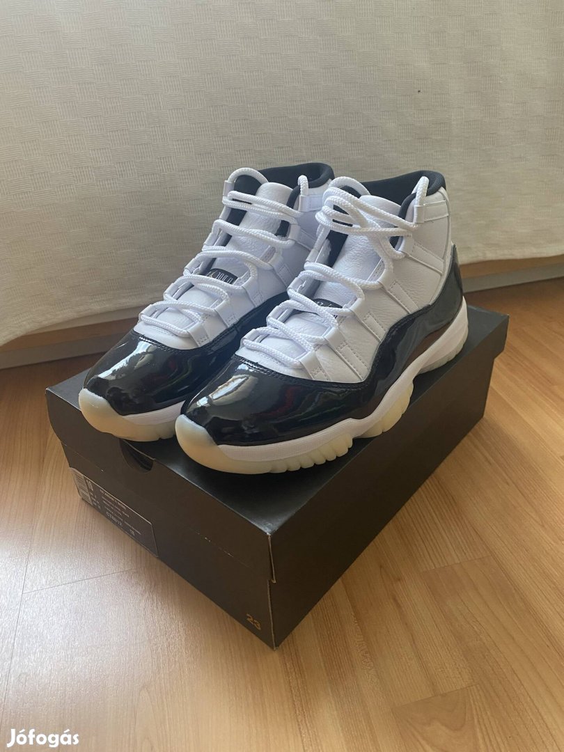 Eladó Air Jordan XI Retro Gratitude Cipő 44-Es Méretben!