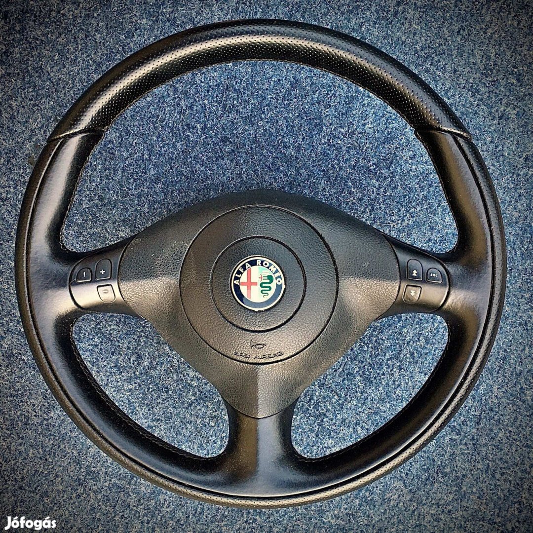 Eladó Alfa Romeo 156 perforált sport bőrkormány. Bp/posta