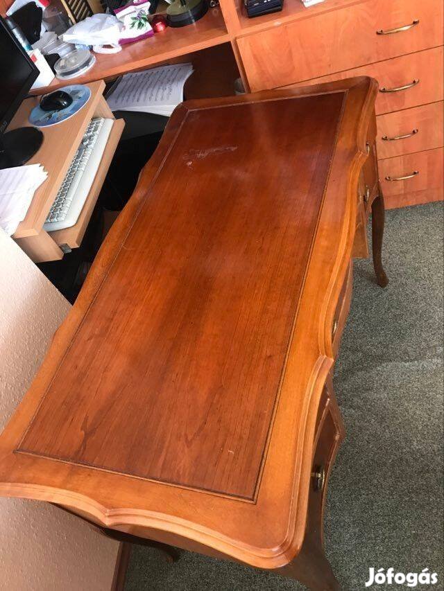 Eladó Antik asztal