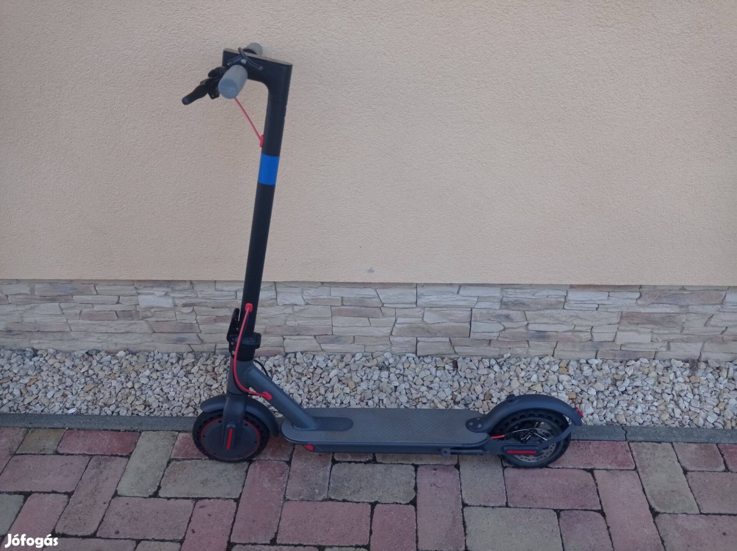 Eladó Aovo Elektromos roller