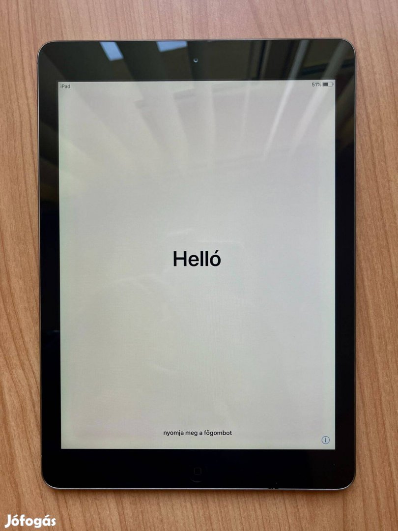 Eladó Apple Ipad Air Wi-Fi 16 GB (Model number: A1474)