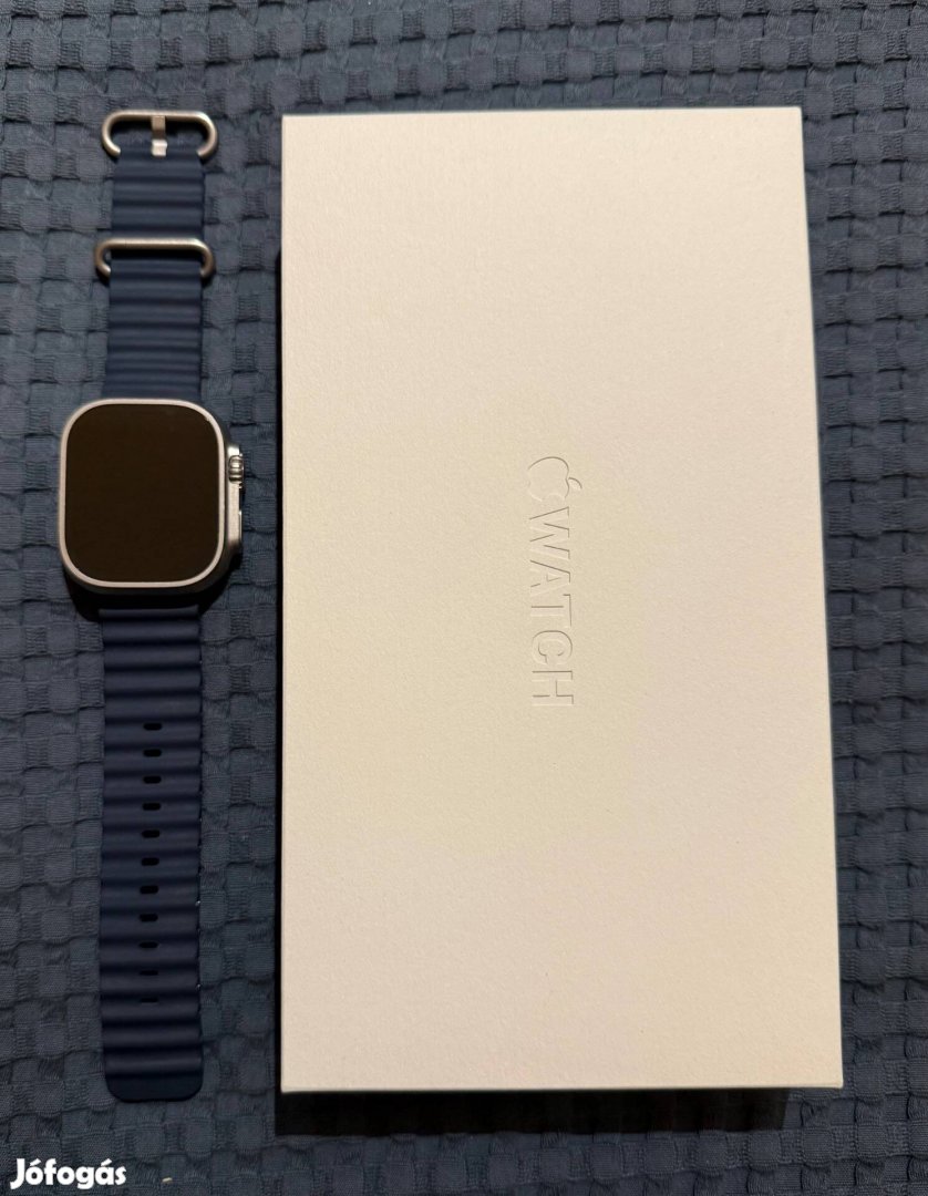 Eladó Apple Watch Ultra 2, 49 mm - Óceán kék szíjjal