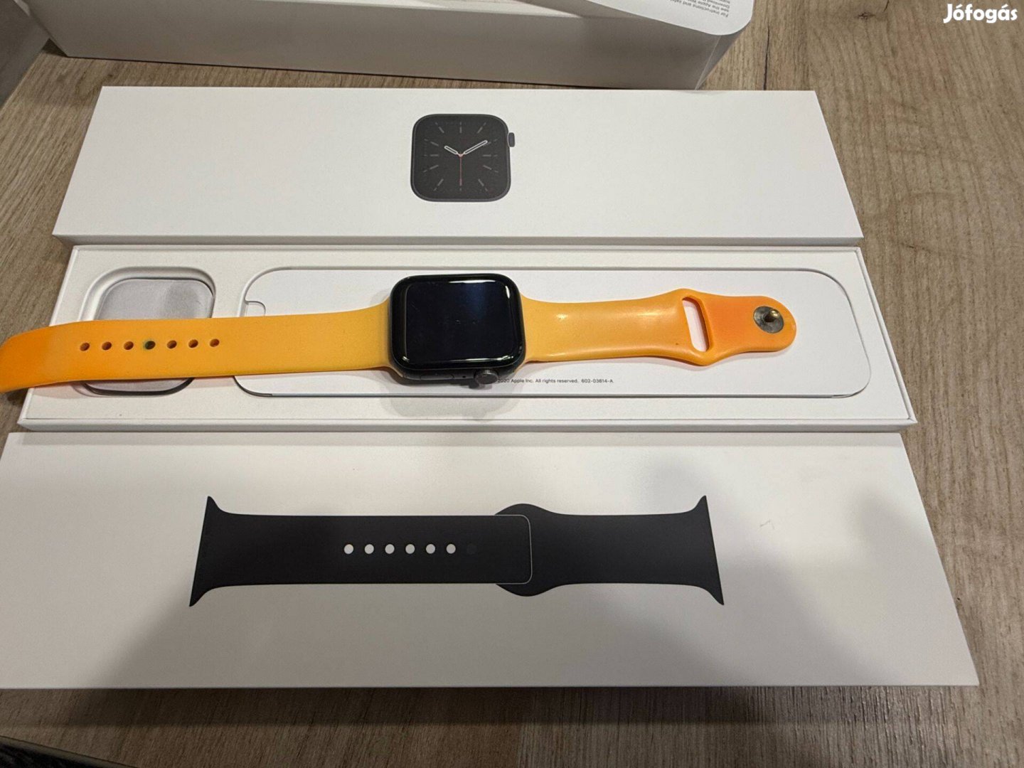 Eladó Apple watch 6 cell okos óra