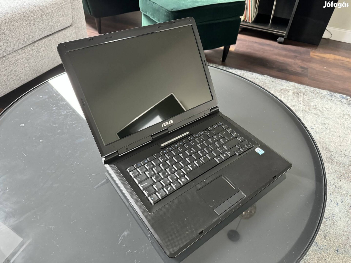 Eladó Asus Laptop