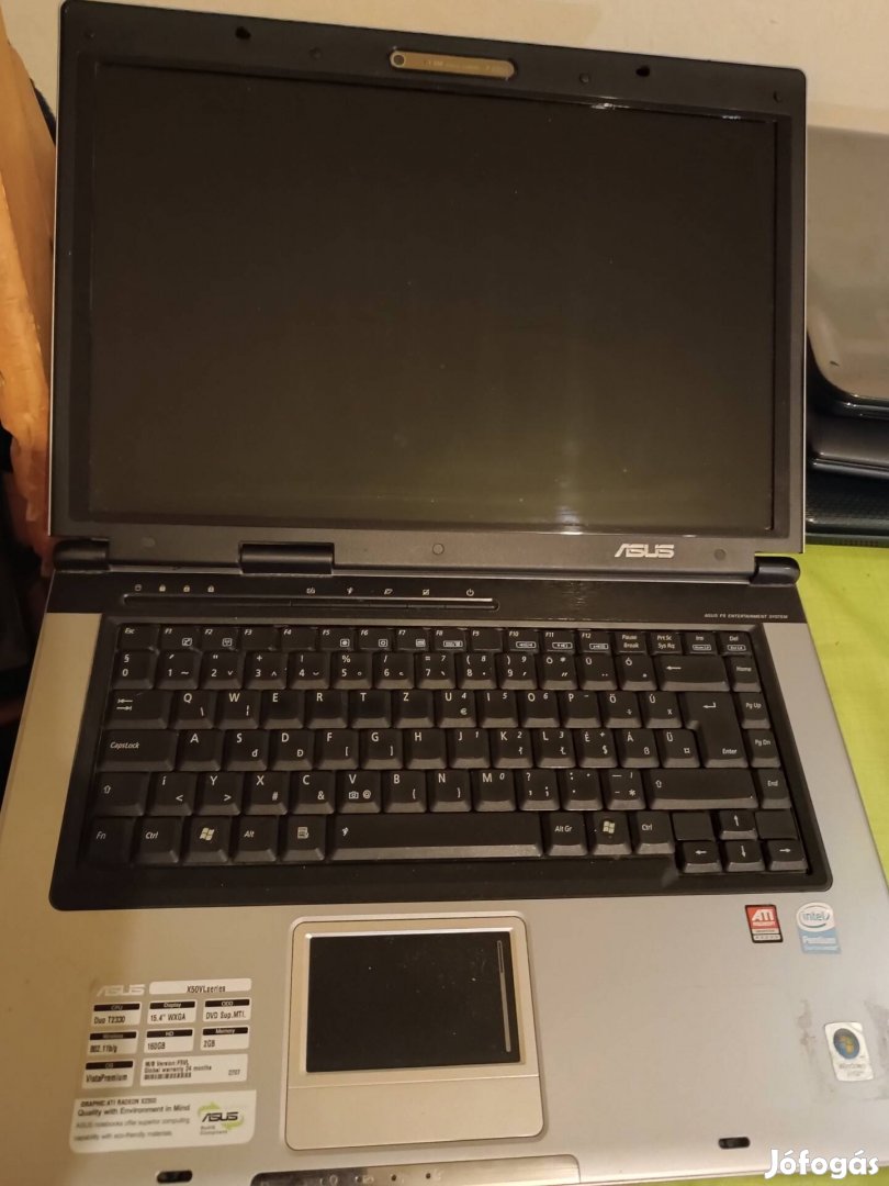 Eladó Asus laptop