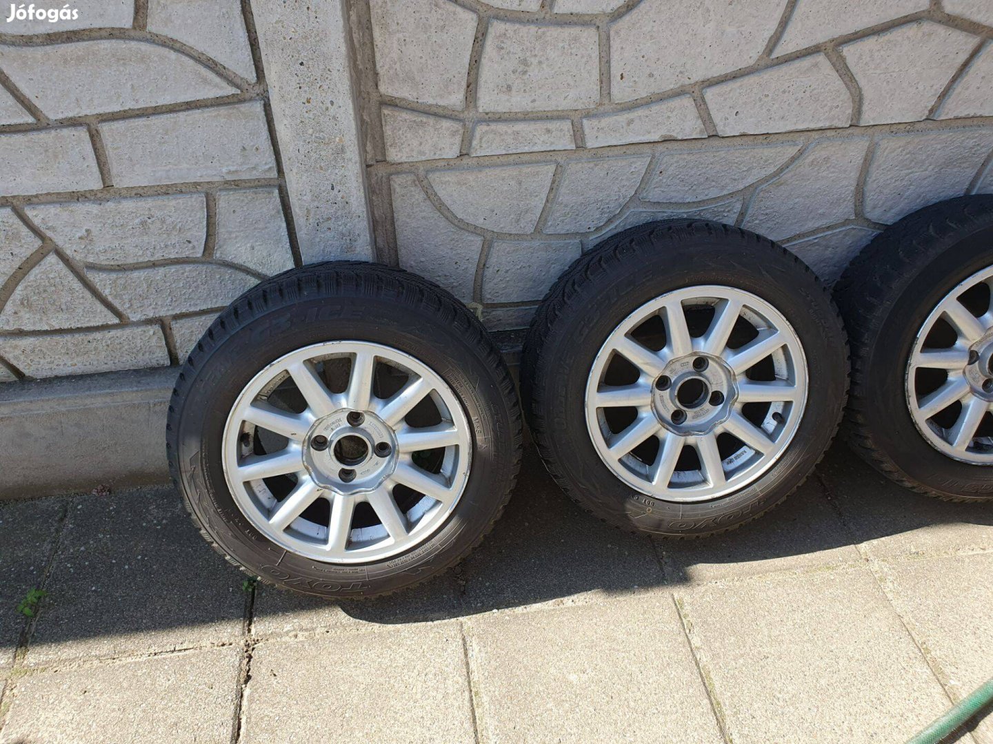 Eladó Audi 80 alufelni garnitúra
