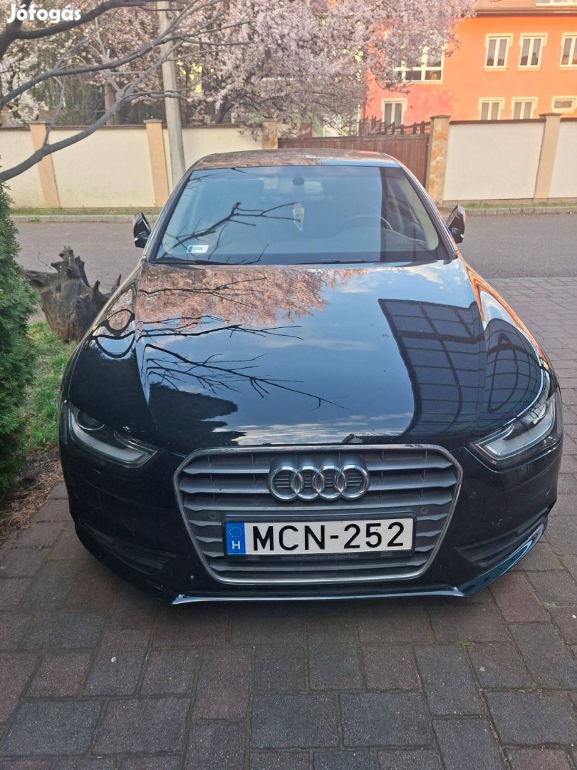 Eladó Audi A4-es, megkímélt családi autó!
