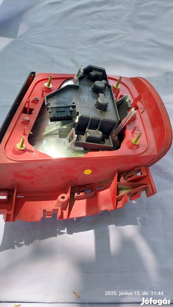 Eladó Audi A4 hátsó lámpa 