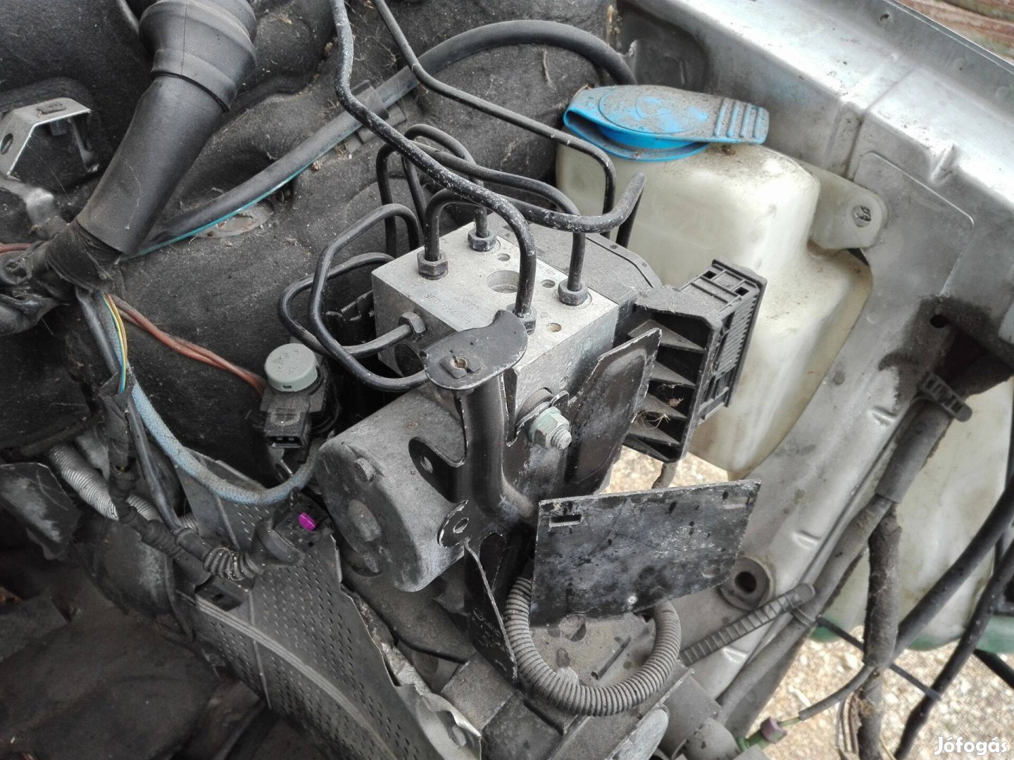 Eladó Audi A6 C5 2.5 TDI ABS kocka tömb