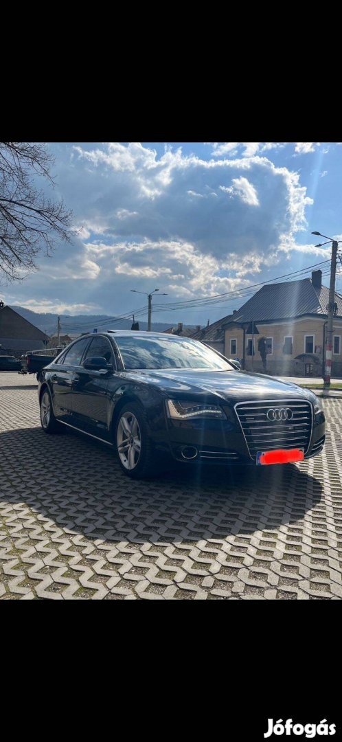 Elado Audi A8