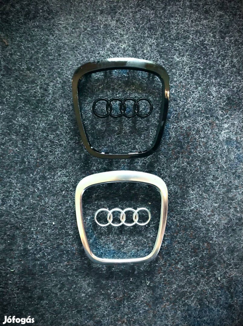 Eladó Audi B7 B8 légzsák, új króm keret, és embléma 8000ft/db Bp/posta