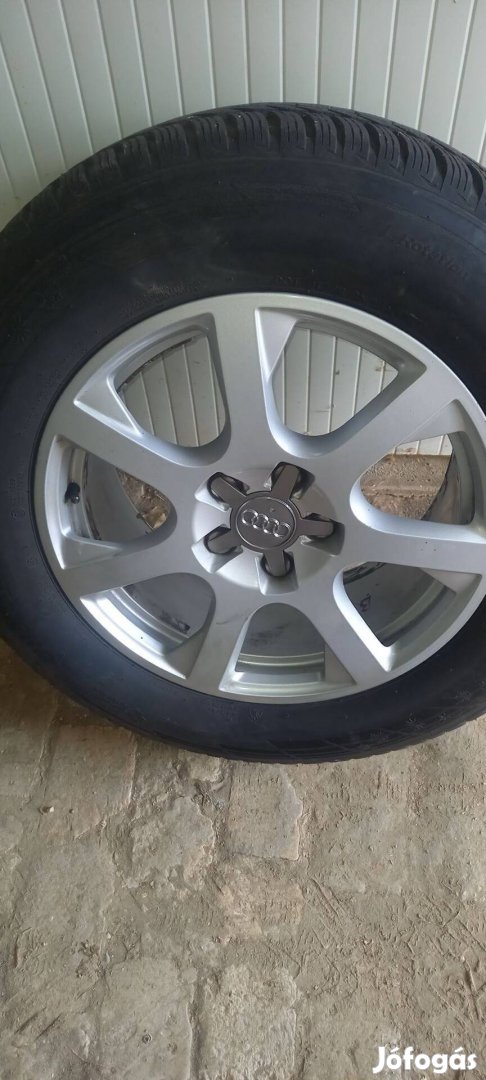 Eladó Audi kerekek
