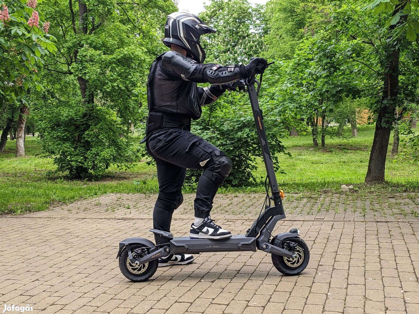 Eladó Ausom L2 Max duál motoros elektromos roller házhozszállítással