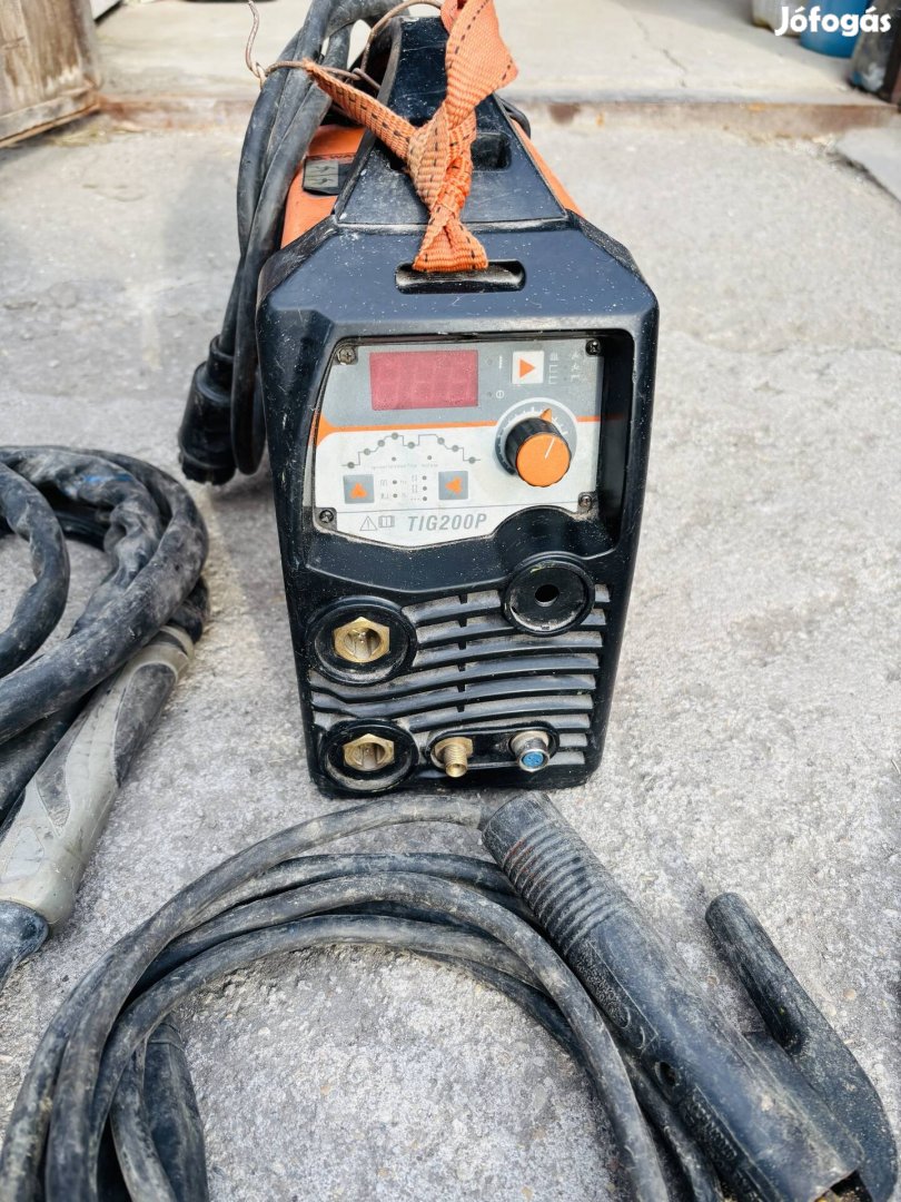 Eladó Awi hegesztőgépek és Ipari csarnokfűtés