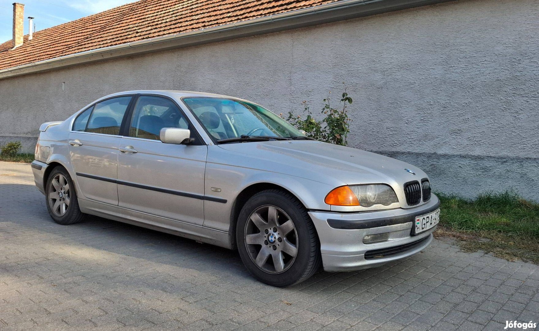 Eladó BMW 328i