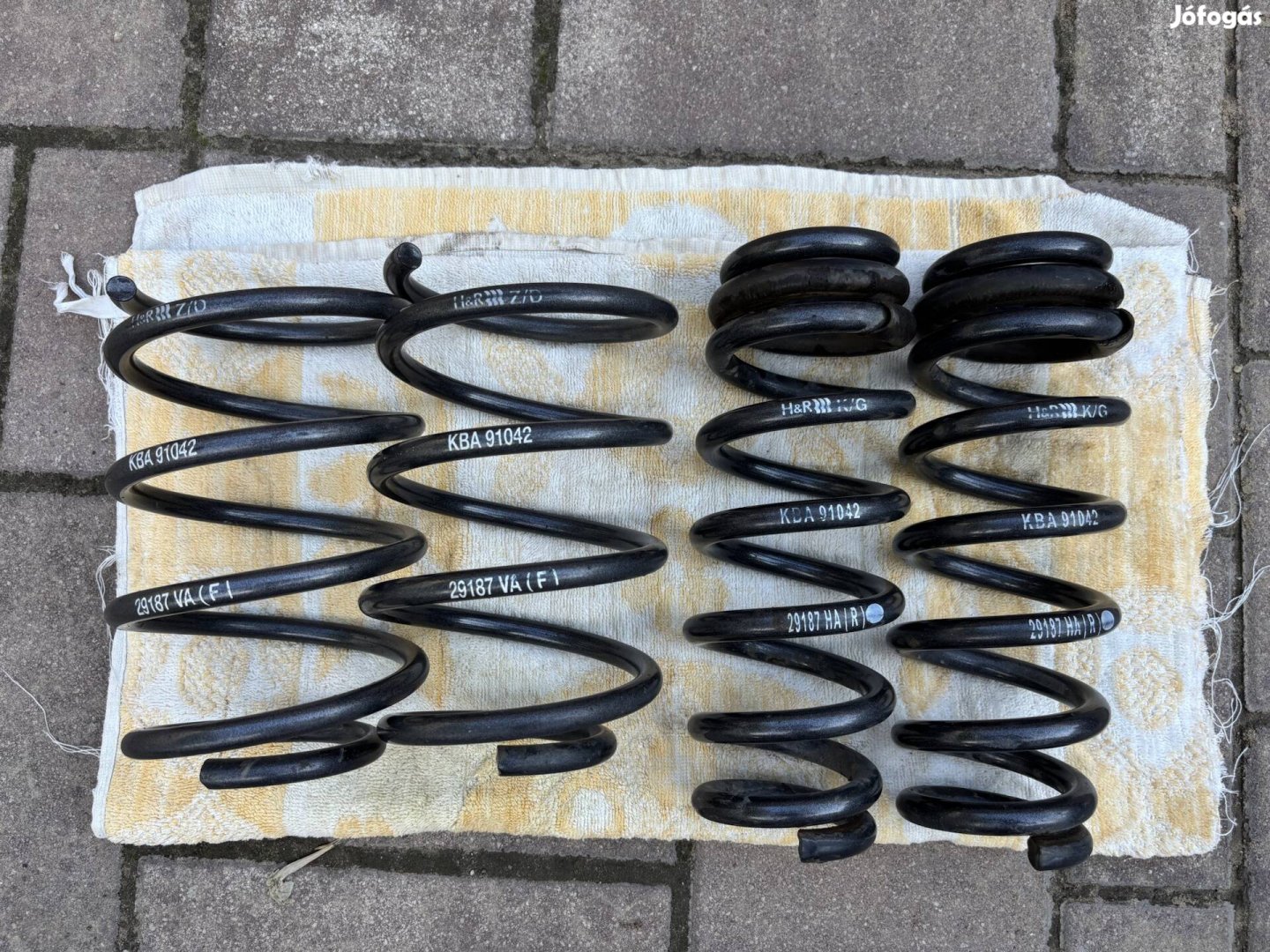 Eladó BMW E90 E91 E92 E93 H&R ültetőrugó