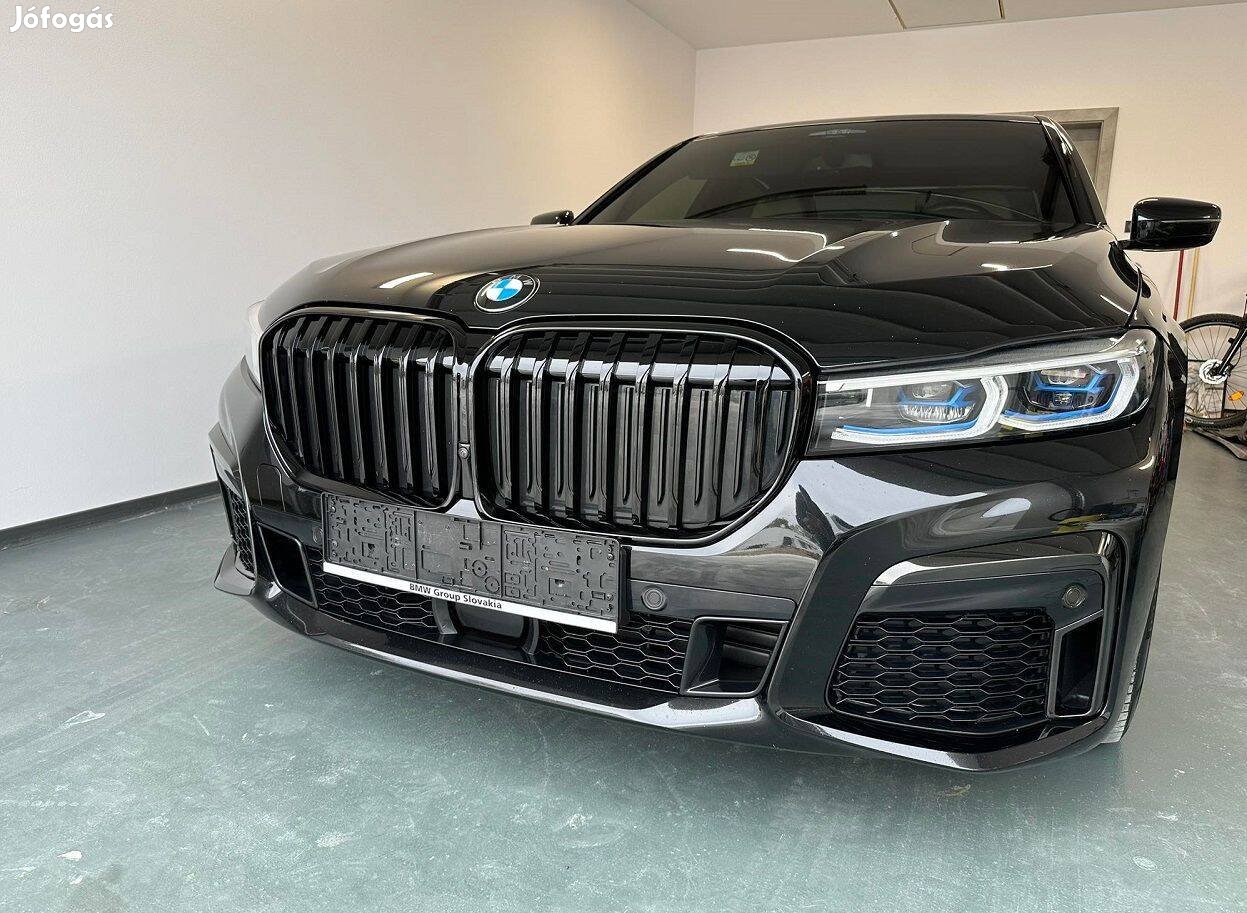 Eladó BMW G11 LCI G12 LCI ( 7-es ) díszrács vese lakk fekete