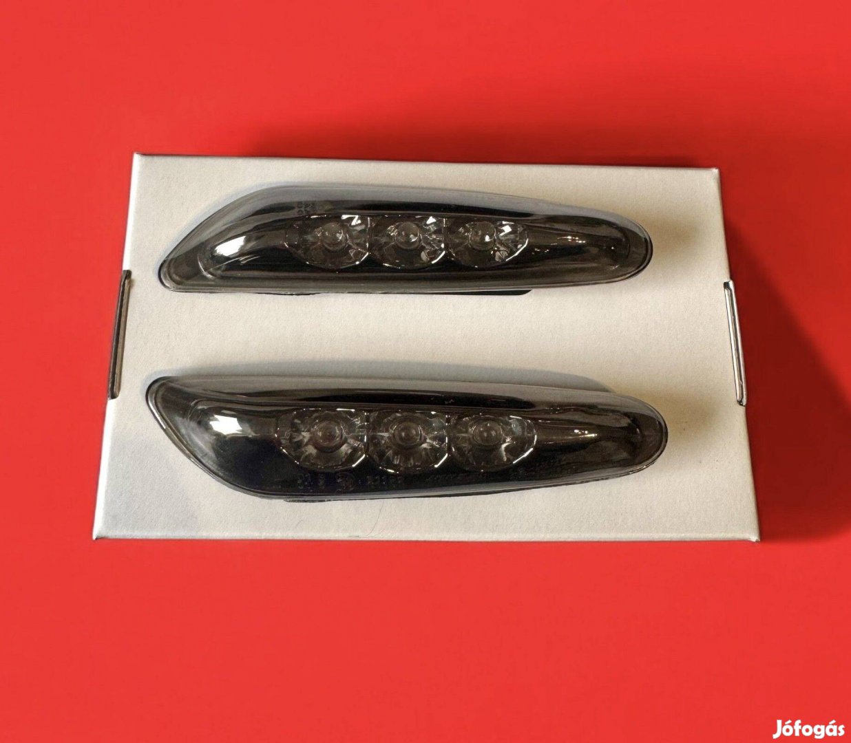 Eladó BMW LED oldal index BMW E46 E60 E61 X3 E83 X1 E84 E90 E92 fekete