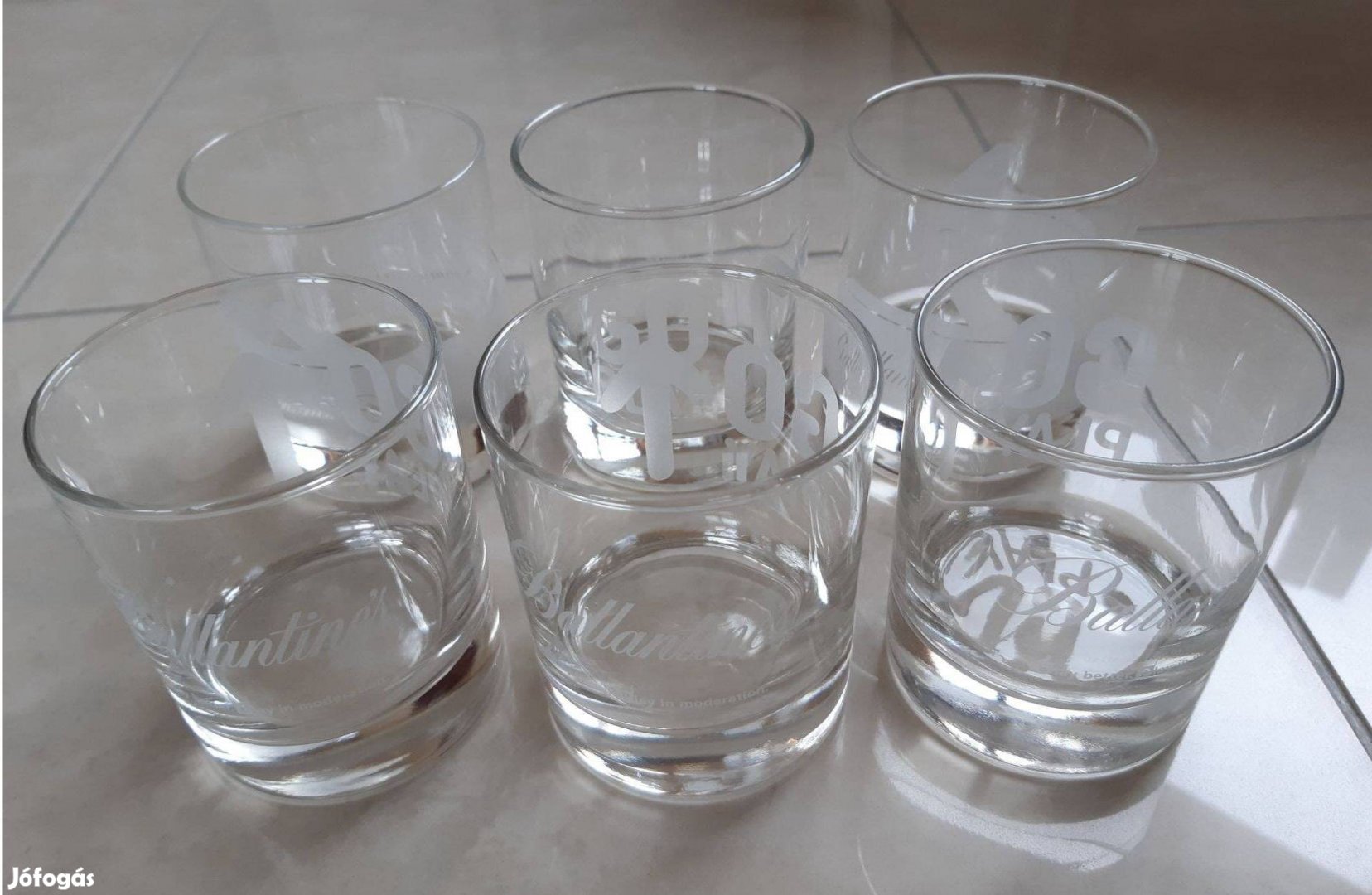 Eladó Ballantine's whiskey-s poharak