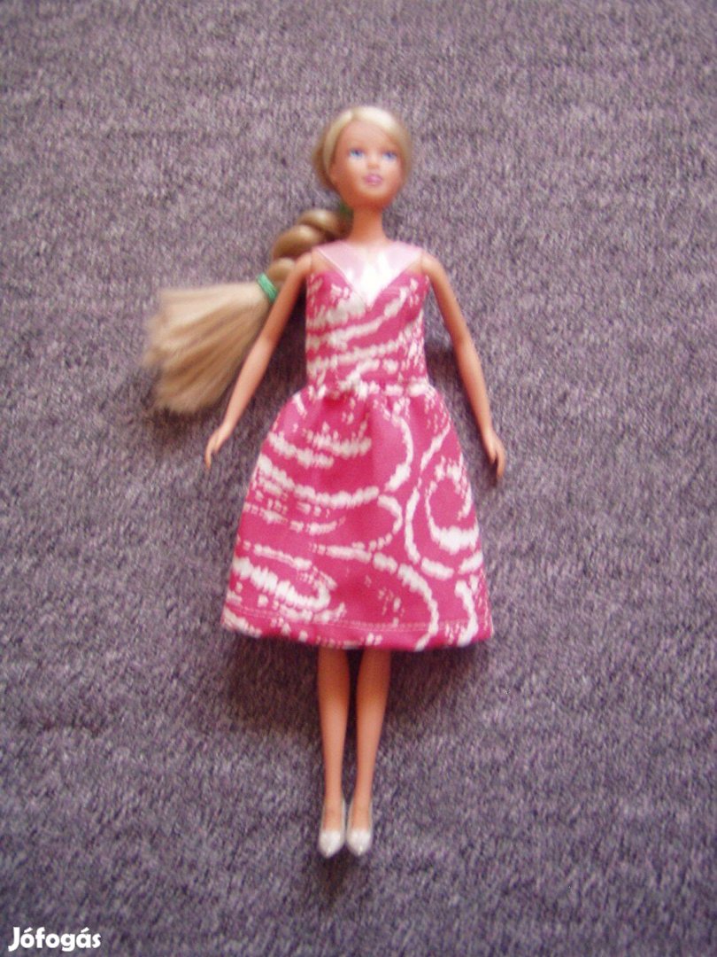 Eladó Barbie baba új ruha