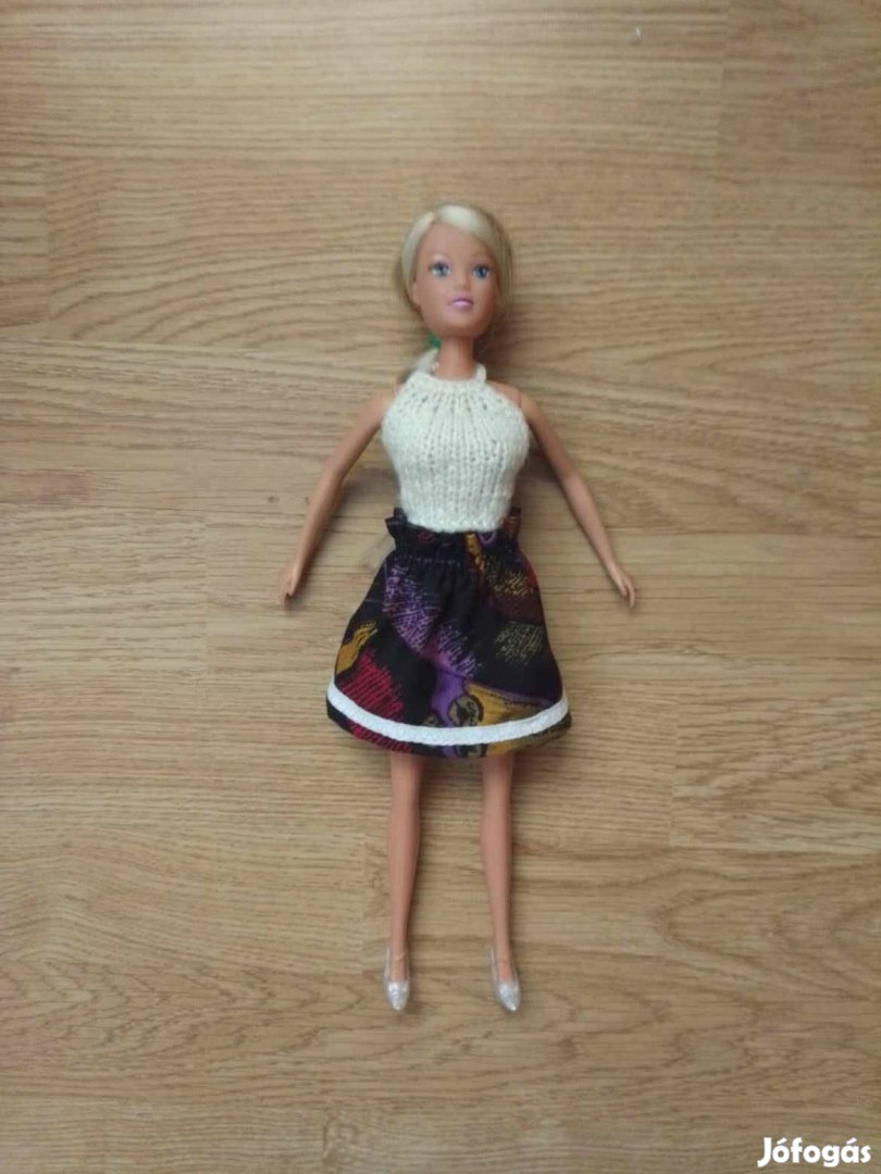 Eladó Barbie baba új ruhák