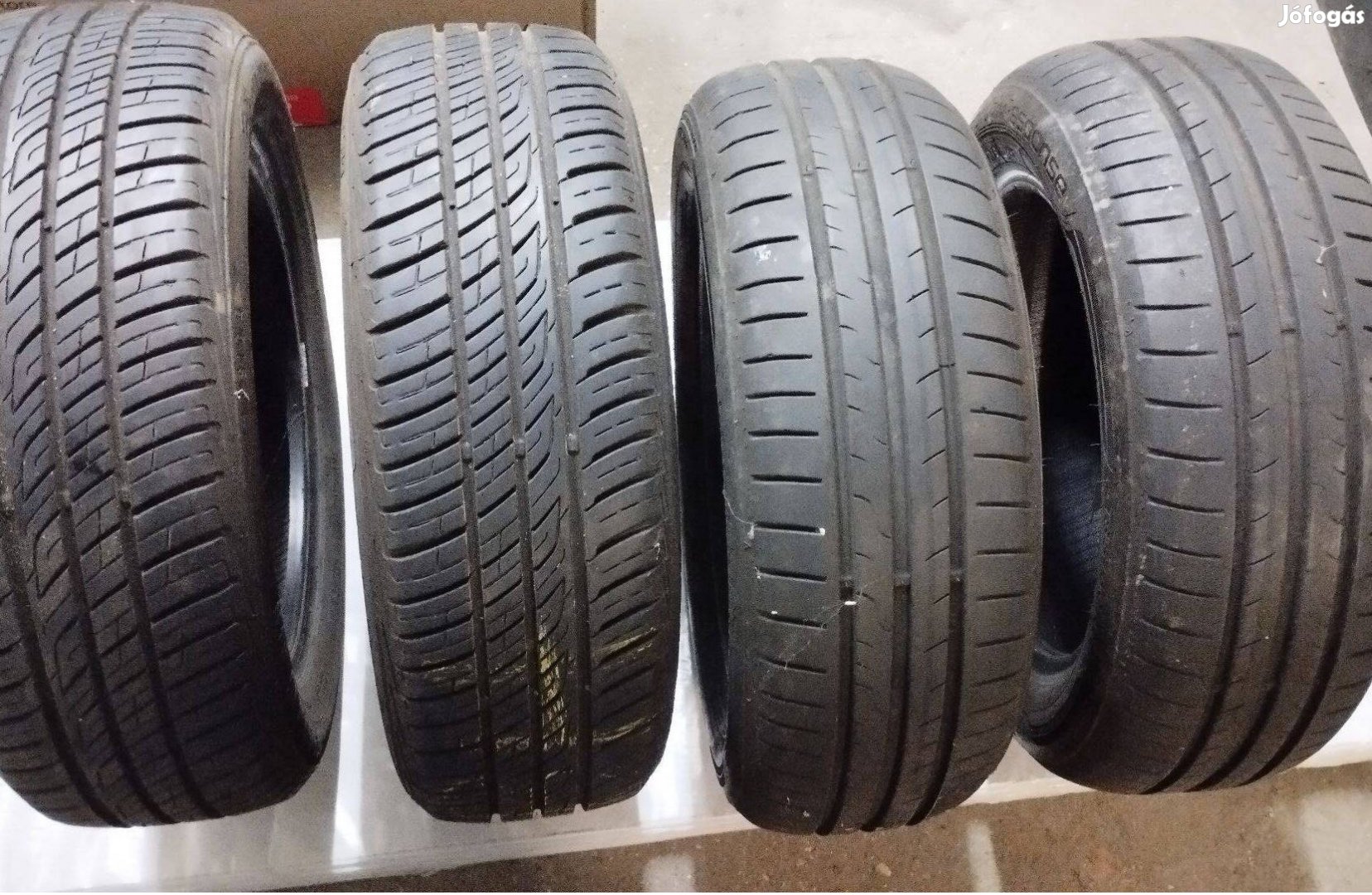 Eladó Barum, Dunlop nyárigumik