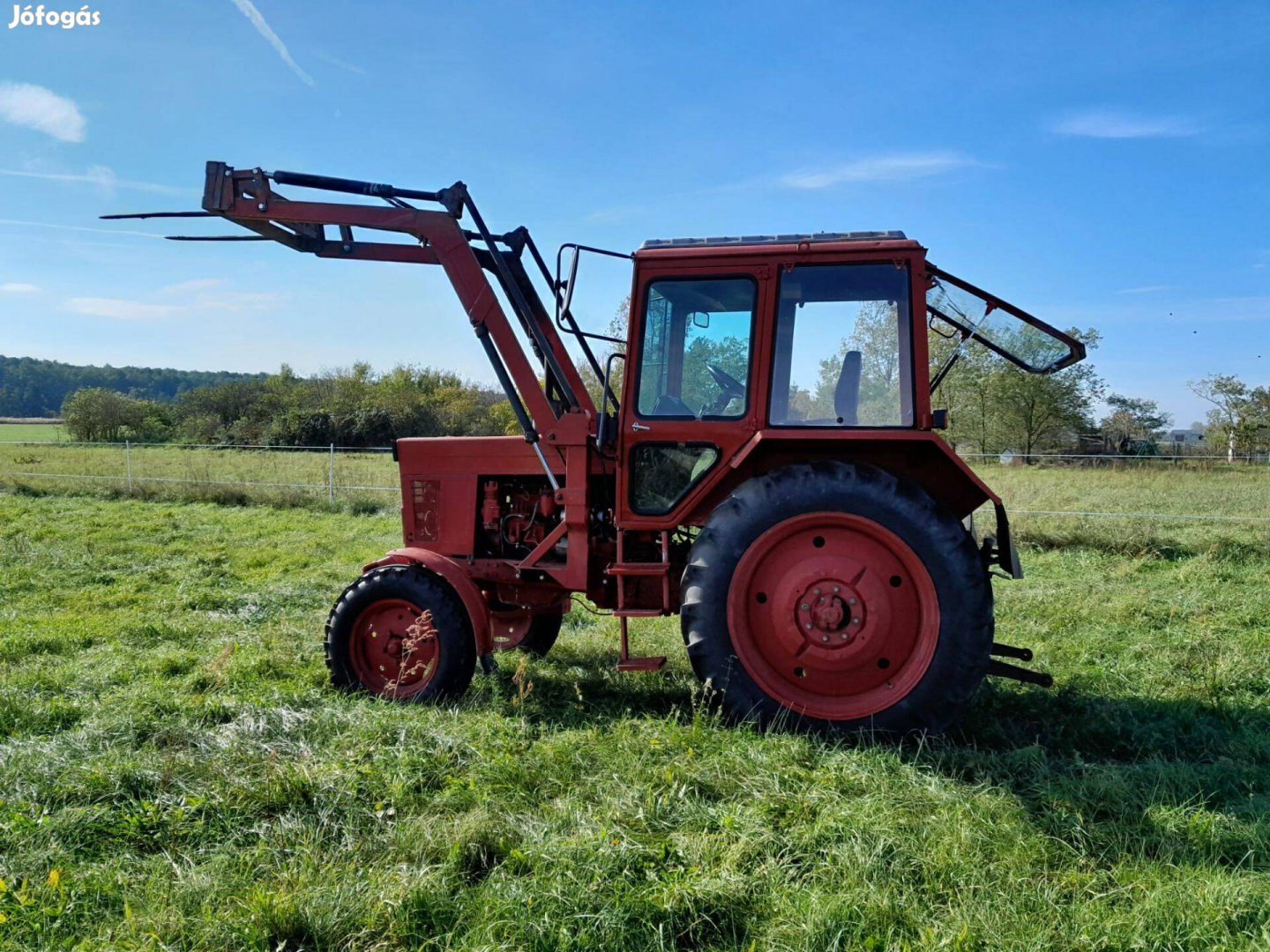 Eladó Belorusz MTZ-80 M homlokrakodóval