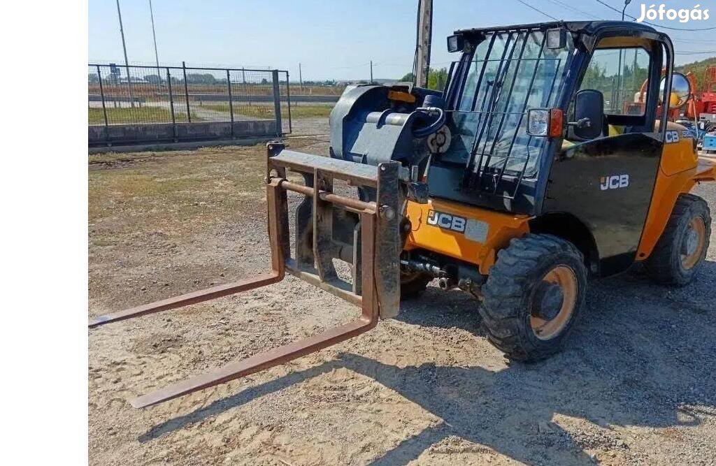 Eladó/Bérelhető JCB 520-40 Teleszkópos rakodó