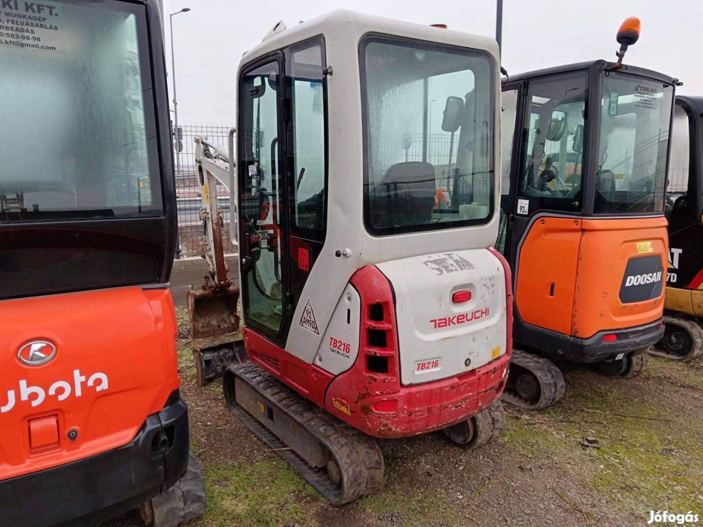 Eladó/Bérelhető Takeuchi TB216