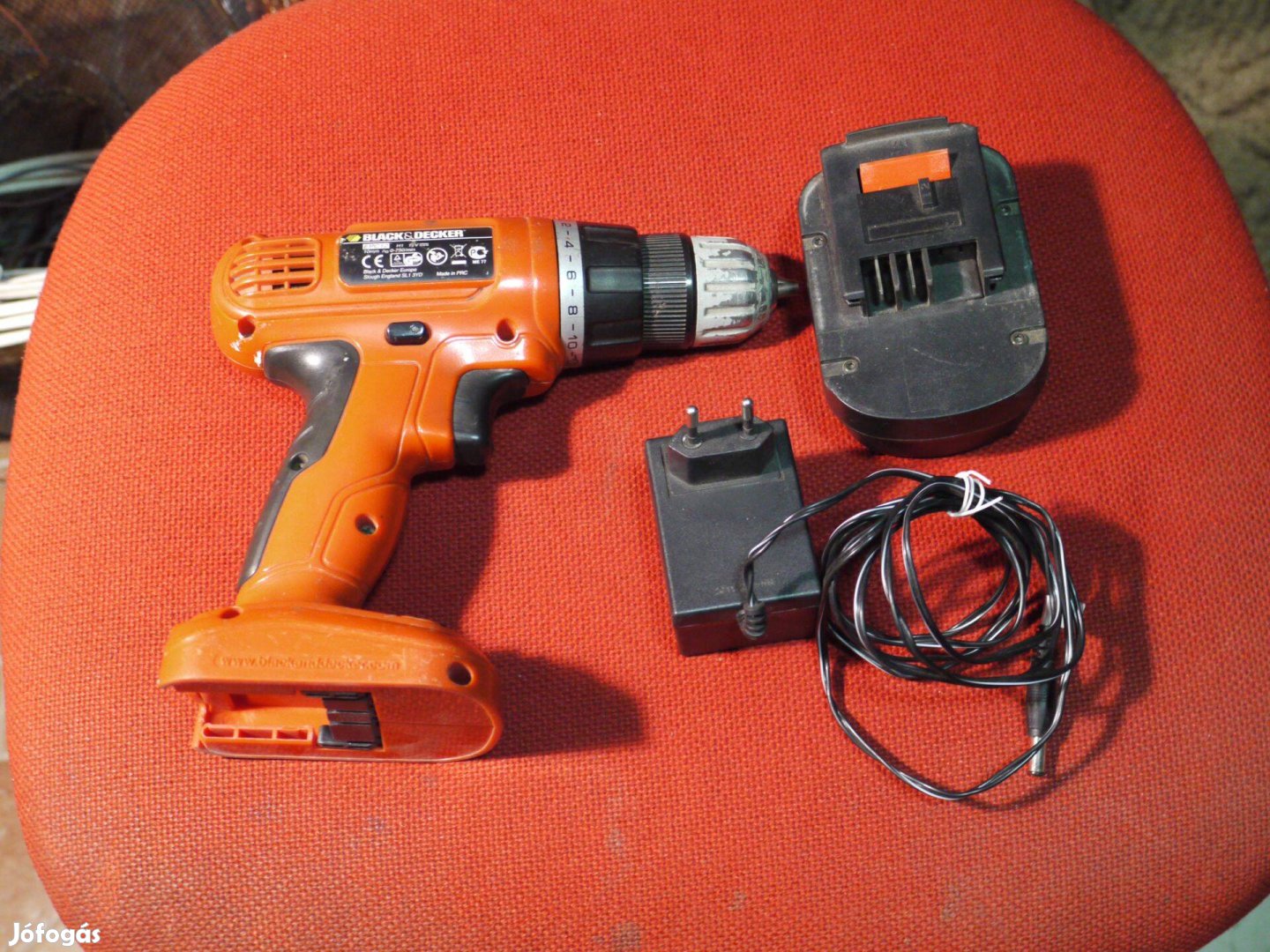 Eladó Black&Decker 12V csavarbehajtó