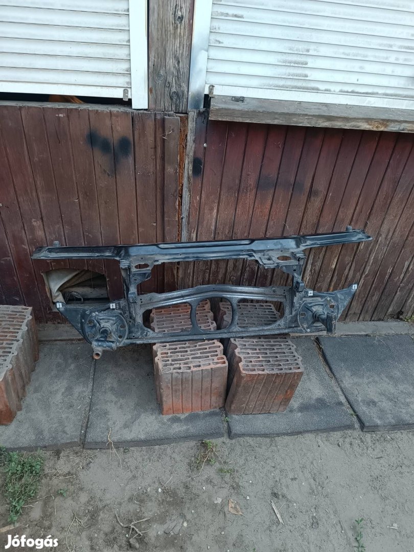 Eladó Bmw E46 első zárhíd 