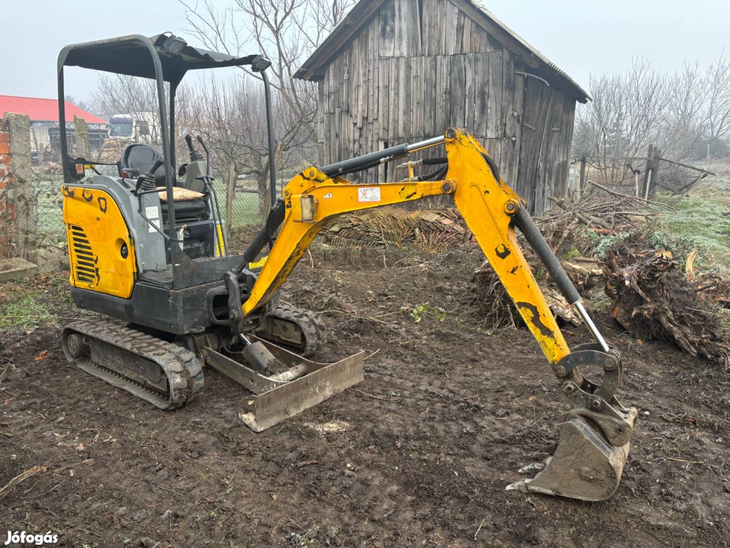 Eladó Bobcat E17