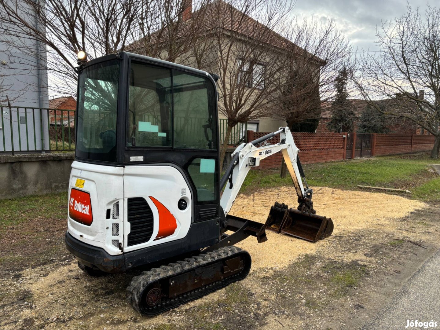 Eladó Bobcat E17