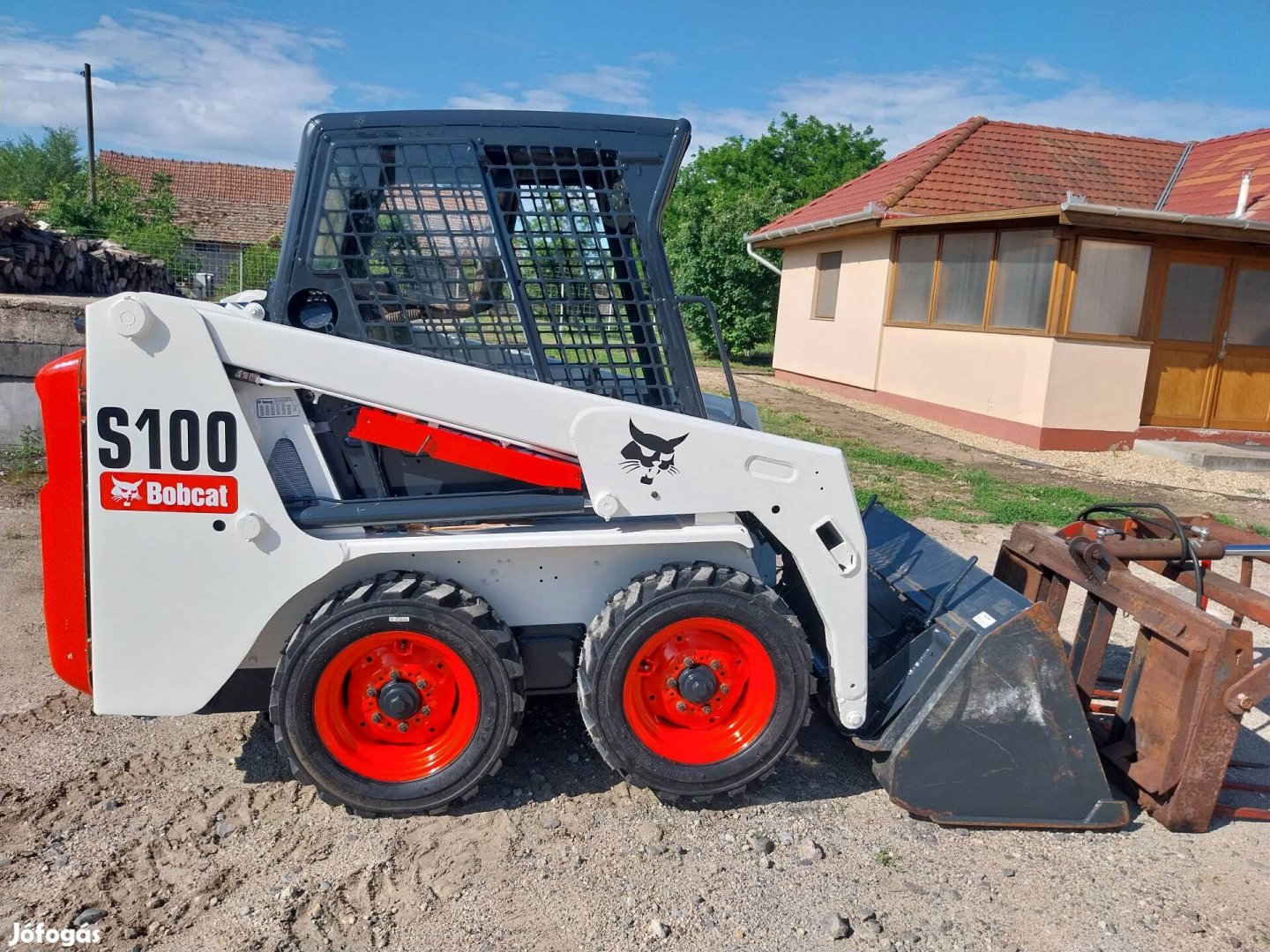 Eladó Bobcat S100