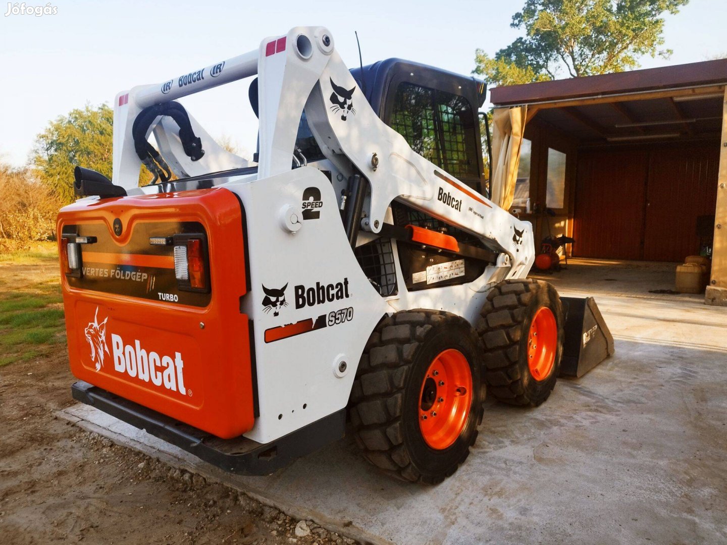 Eladó Bobcat S570