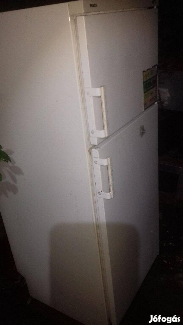 Eladó Bosch kombinált hűtőszekrény hűtő